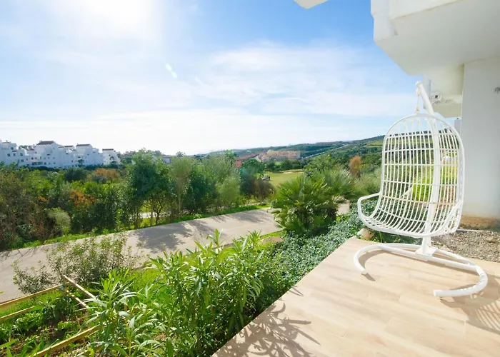 Valle Romano Golf Apartment -Next To The Golf Course And Very Close To The Beach